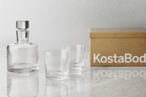 Kosta Boda Wave Gift Box - Σετ δώρου Καράφα & δύο ποτήρια